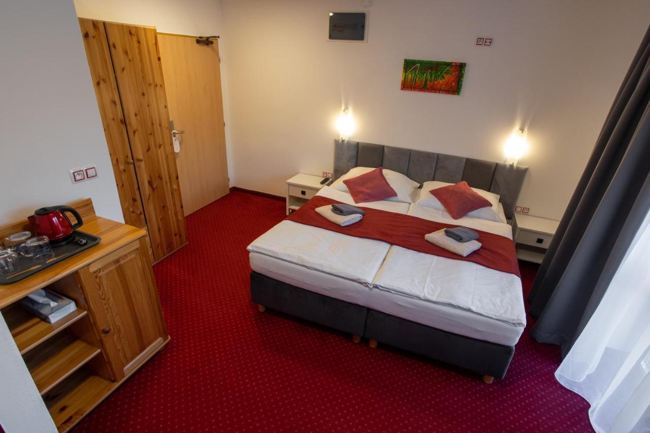 Wellness & Restaurant U Fandy Hotel Lhotka  Екстериор снимка
