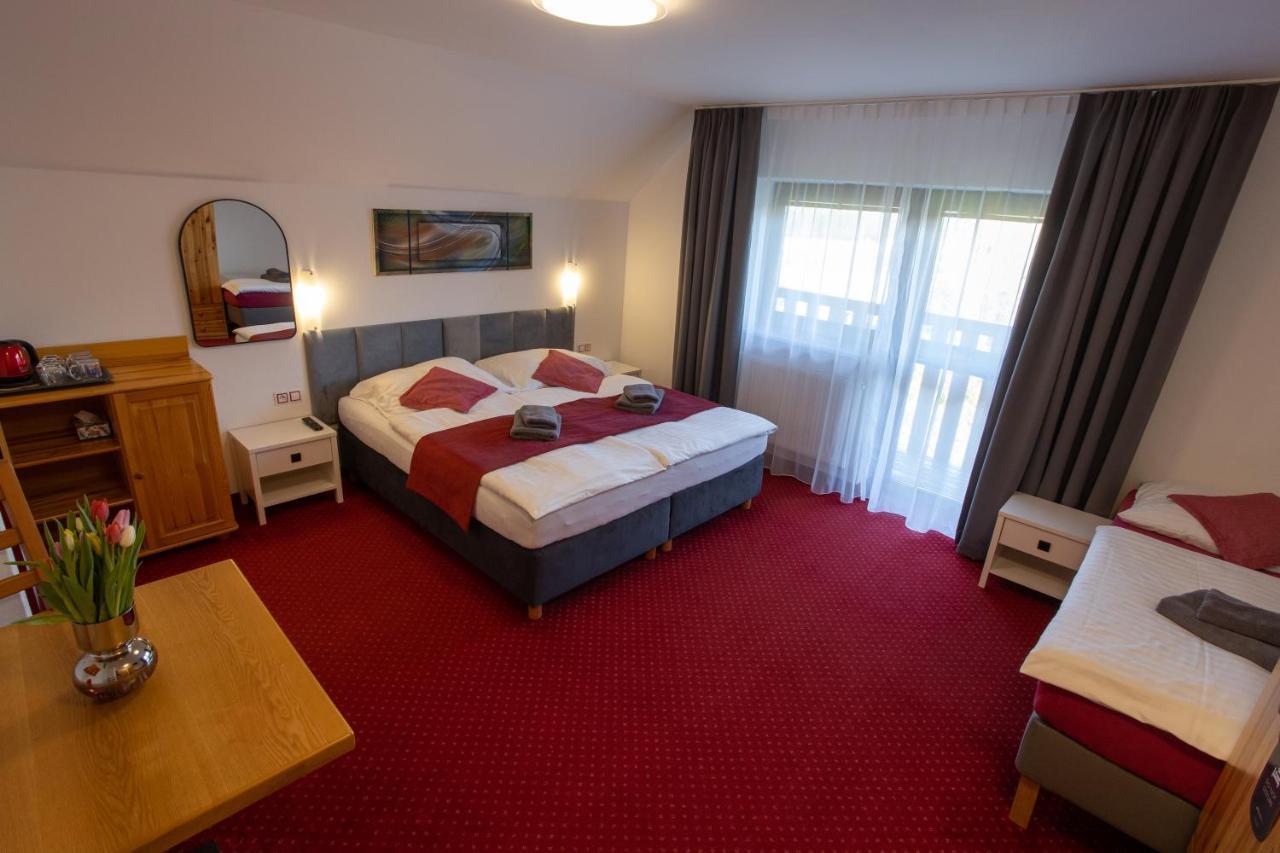 Wellness & Restaurant U Fandy Hotel Lhotka  Екстериор снимка
