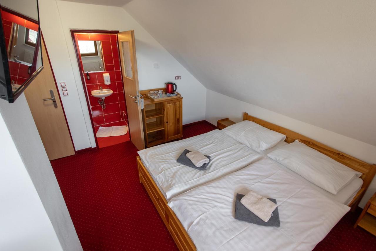 Wellness & Restaurant U Fandy Hotel Lhotka  Екстериор снимка